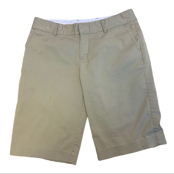 Aritzia Talula beige tan brown Bermuda shorts Sz 8🇨🇦 - Picture 1 of 12